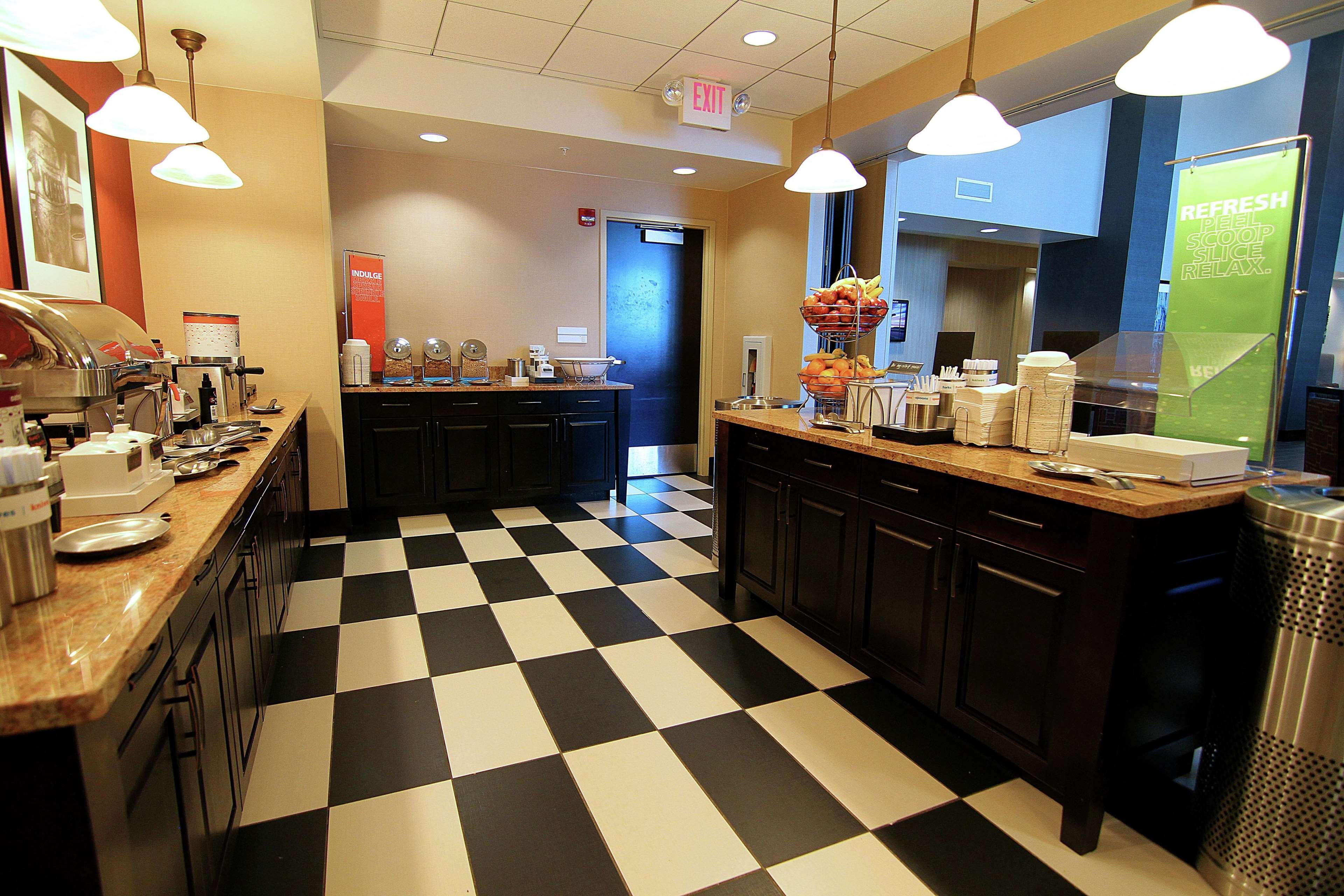 Hampton Inn & Suites Grand Forks Luaran gambar