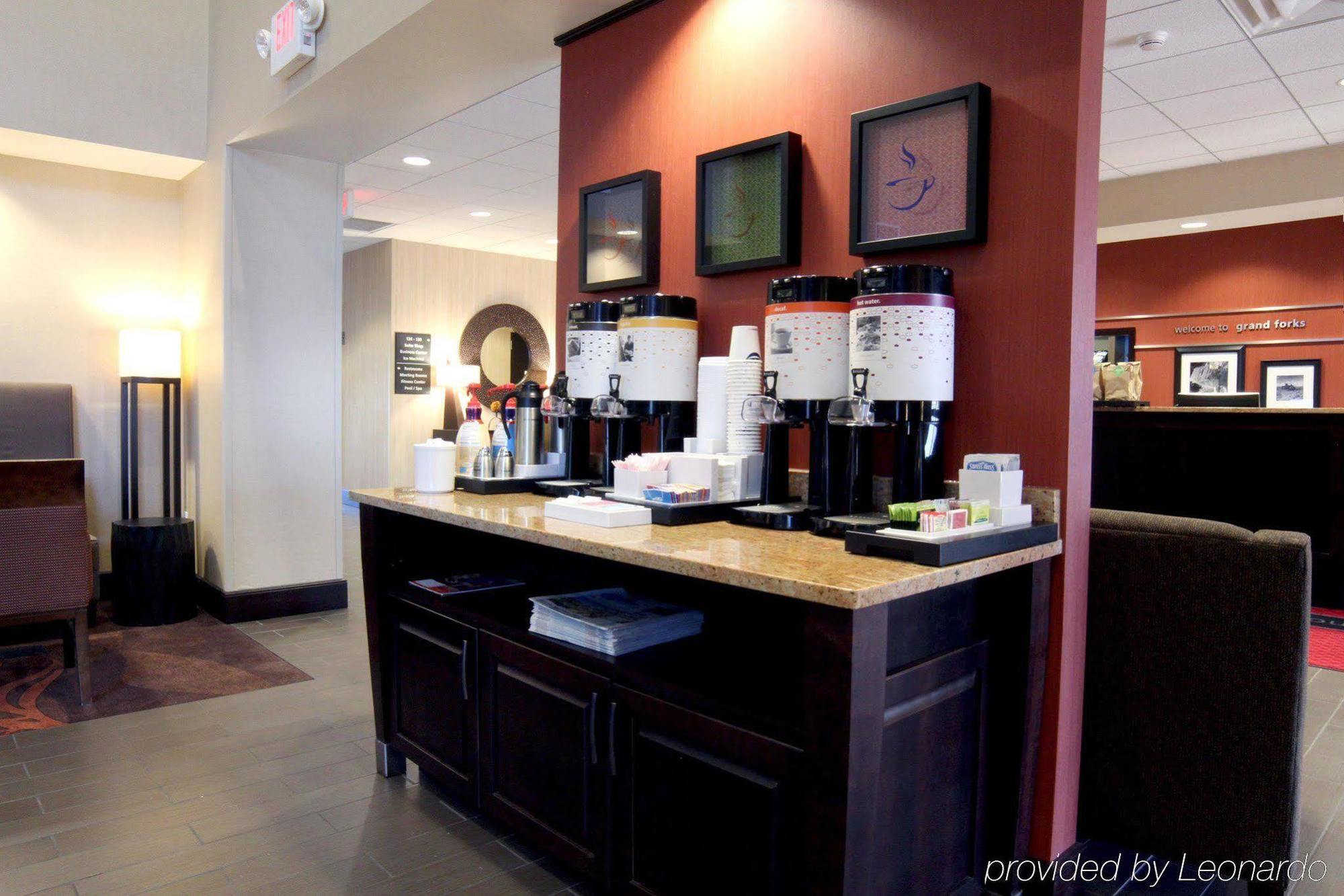 Hampton Inn & Suites Grand Forks Luaran gambar